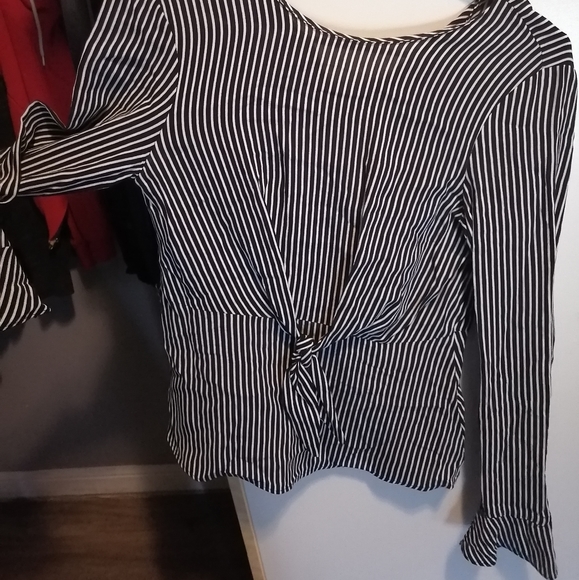 Zara blouse - beautiful - peplum - bell sleeves - Picture 10 of 12